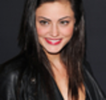 thumb_02 - phoebe tonkin