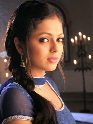 Da.Cristina mia spus ca o sa fiu mai populara daca.....