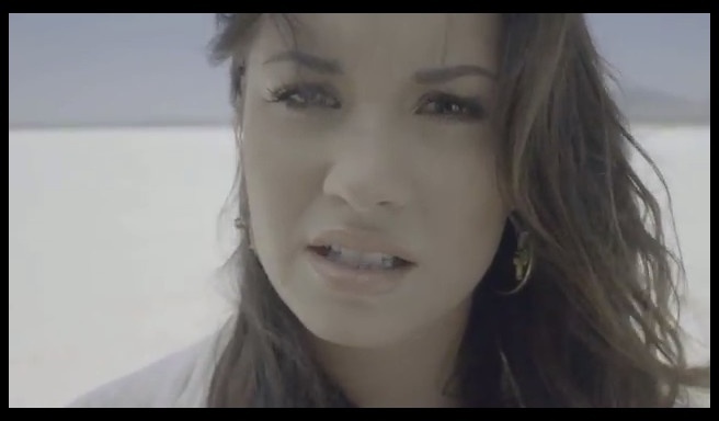 Chiar nu stiu ce mi-ai facut. Cum poti fi atat de dragutz?