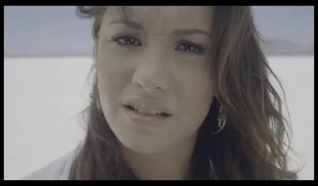 Dar acea fata... Stephanie... va disparea pentru totdeauna din viata ta.