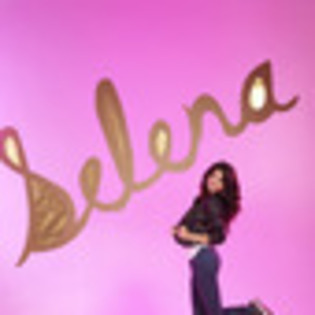 selena-gomez-401464l-thumbnail_gallery - Selena Gomez