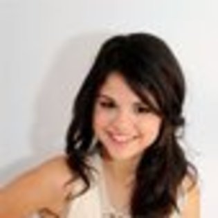 selena-gomez-728385l-thumbnail_gallery - Selena Gomez