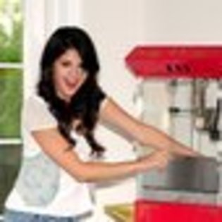 selena-gomez-793392l-thumbnail_gallery - Selena Gomez