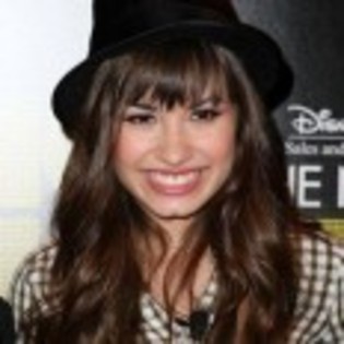 Demi_Lovato_1230144704_2 - Demi Lovato