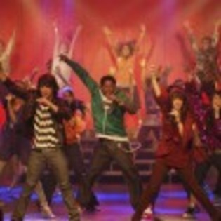 Demi_Lovato_1244900632_2