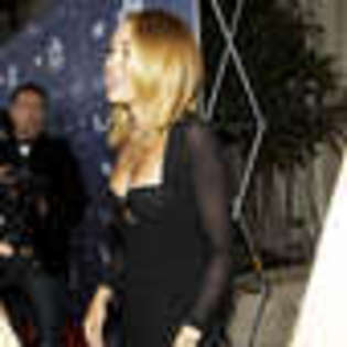 miley-cyrus-880269l-thumbnail_gallery