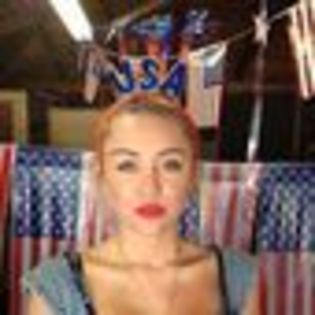miley-cyrus-887888l-thumbnail_gallery - Miley Cyrus