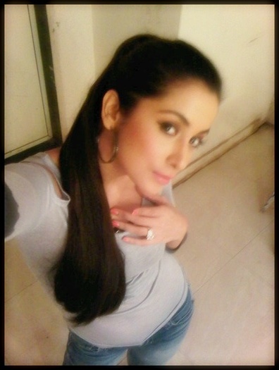  - x-Malhura Naik-x