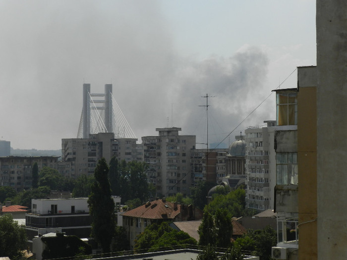 VINE FUMUL PESTE NOI!!!! - BUCURESTIUL MEU