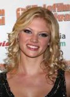 iopioopoo - Cariba Heine