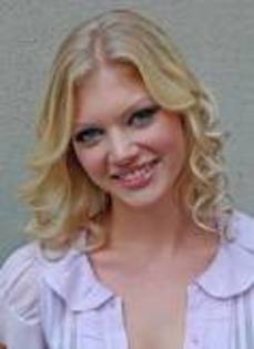 iuuioioio - Cariba Heine