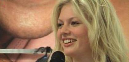 uioiouioouio - Cariba Heine