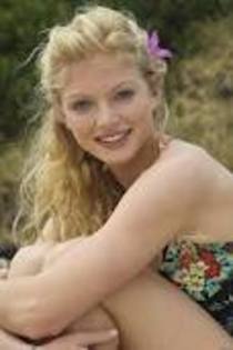 uiooiooiio - Cariba Heine
