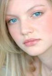 uiouiouiouioio - Cariba Heine