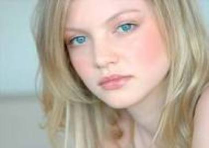 yutyuiuiuo - Cariba Heine