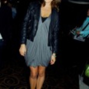 Phoebe_Tonkin_1253695605_1