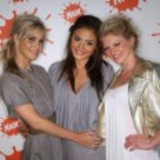 Claire_Holt_1280045028_3