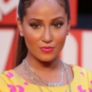 Adrienne_Bailon_1265262886_2