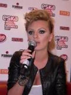 [p[p[p[p[ - Alexandra Stan