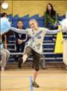 lilly-truscott - Hannah Montanna