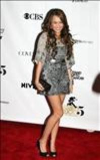 miley-cyrus-conde-na