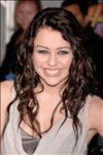 miley-cyrus-film-pre