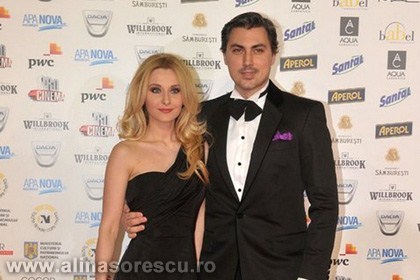 gala-premiilor-gop-2012-alina-sorescu-si-alexandru-ciucu-01 - Alina Sorescu