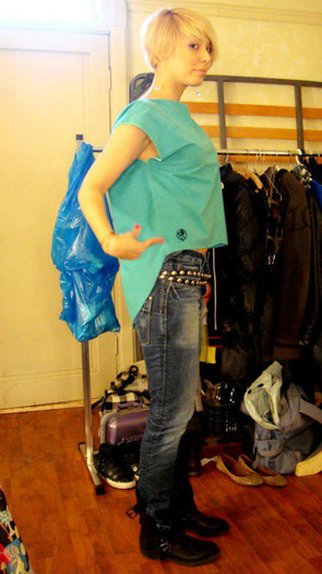 376471_496751760339373_675904231_n