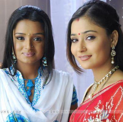 555302_341101692637309_920797816_n - sara khan14