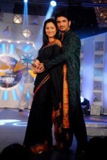 600554_337009046379907_396559684_a - archana si manav