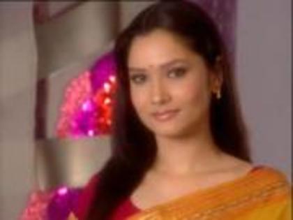 532452_338174449596700_898923969_a - pavitra rishta