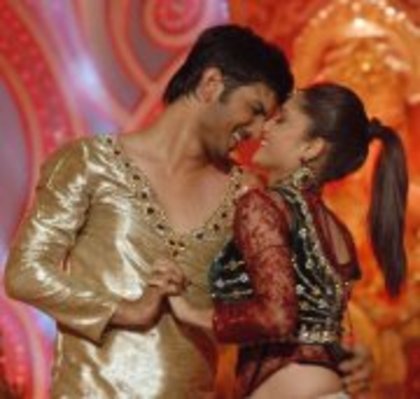 602541_338309229583222_1864644406_a - pavitra rishta