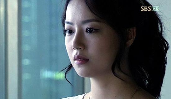 De ce,nu imi raspunzi.La salutul meu??