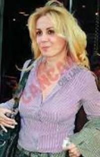 iop[p[p[] - Dana Savuica