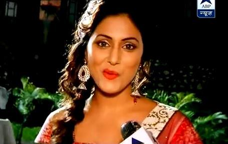 559225_444264002260700_926022983_n - Hina Khan
