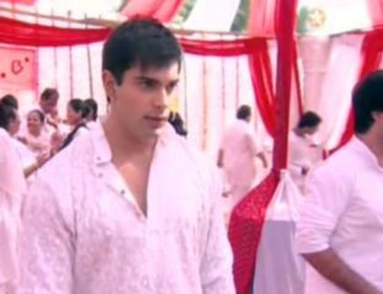 533377_214233345357423_570543148_n