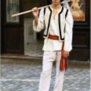 Aniela_1275622467_3_2009