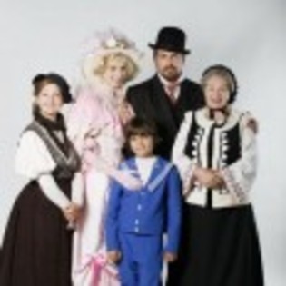 Aniela_1275622564_4_2009