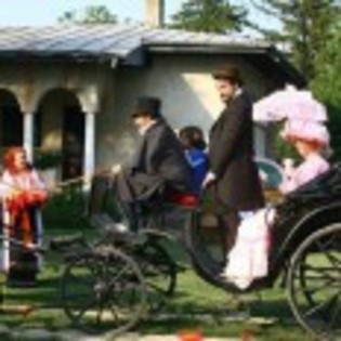 Aniela_1275622202_4_2009