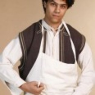 Aniela_1275622283_1_2009