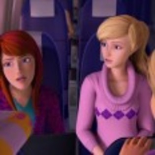 Barbie_A_Perfect_Christmas_1332836630_4_2011