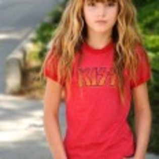 Bella-Thorne-1223460962 - Bella Thorne