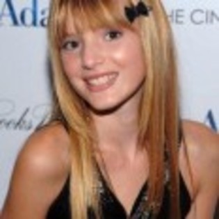 Bella_Thorne_1259504162_1