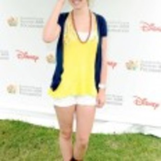 Bridgit_Mendler_1331539070_4