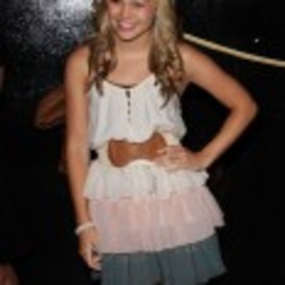 Bridgit_Mendler_1331539195_4
