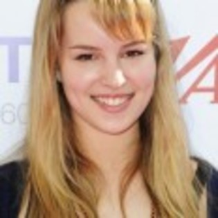 Bridgit_Mendler_1331539310_3