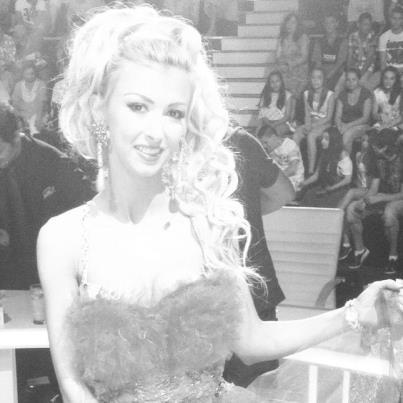 483924_10151250475867646_823021413_n