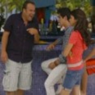 Wizards_of_Waverly_Place_The_Movie_1252726782_3_2009