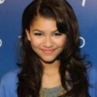 Zendaya-Coleman-1330547402 - Zendaya Coleman