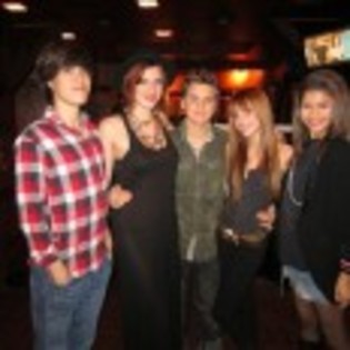 Zendaya_Coleman_1312642442_2